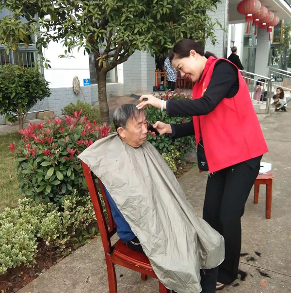 国产AV熟女一区二区三区