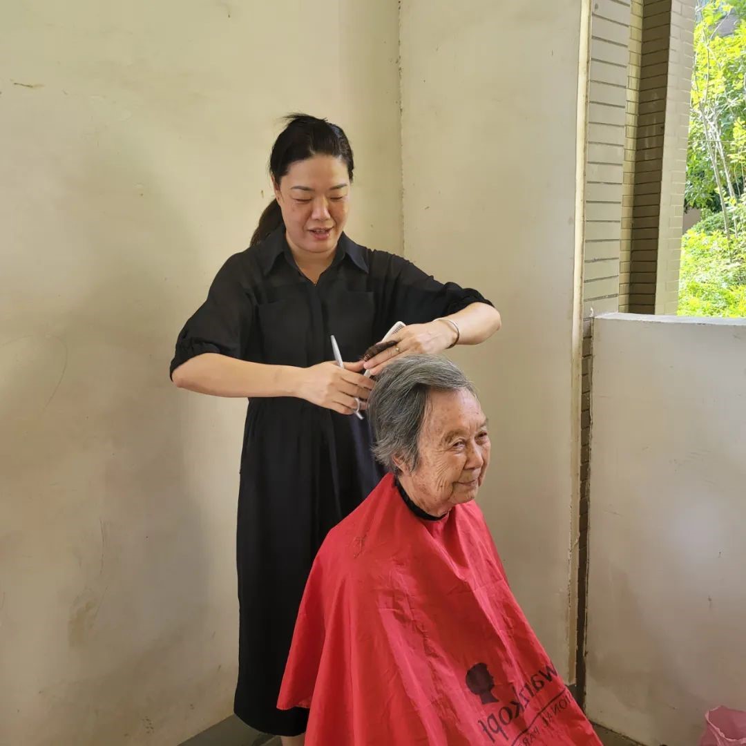 国产AV熟女一区二区三区